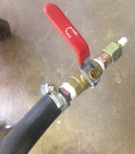 pressure pot hose valve